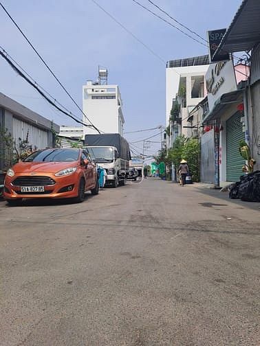 Hình ảnh Lô đất đẹp - đường 6m thạnh lộc quận 12 - 137m2, ngang khủng 5.7m -