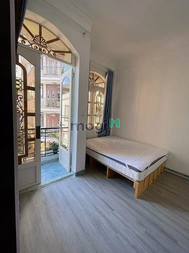 Hình ảnh Phòng trọ Studio ban công nội thất sát chợ Phạm Văn Hai - Tân Bình