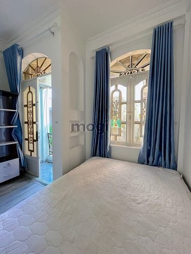 Hình ảnh Phòng trọ Studio ban công nội thất sát chợ Phạm Văn Hai - Tân Bình