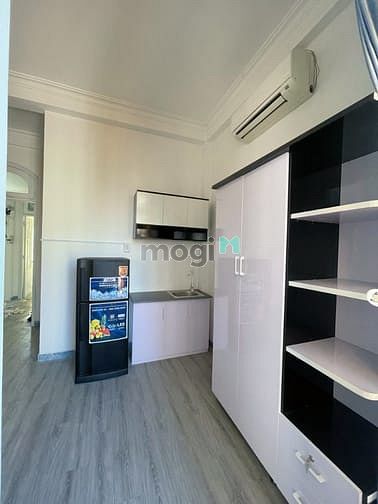 Hình ảnh Phòng trọ Studio ban công nội thất sát chợ Phạm Văn Hai - Tân Bình