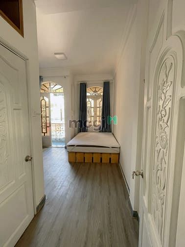 Hình ảnh Phòng trọ Studio ban công nội thất sát chợ Phạm Văn Hai - Tân Bình