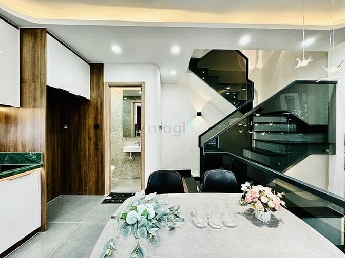 Hình ảnh Bán nhà khu NB Phan Đăng Lưu, Phú Nhuận 4.6x20m, 5 lầu mới gần MT đờng