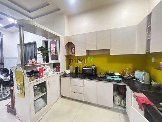 Hình ảnh Bán nhà Lê Văn Thịnh, quận 2 chỉ 3 tỷ hơn 4pn 5wc sổ hồng riêng