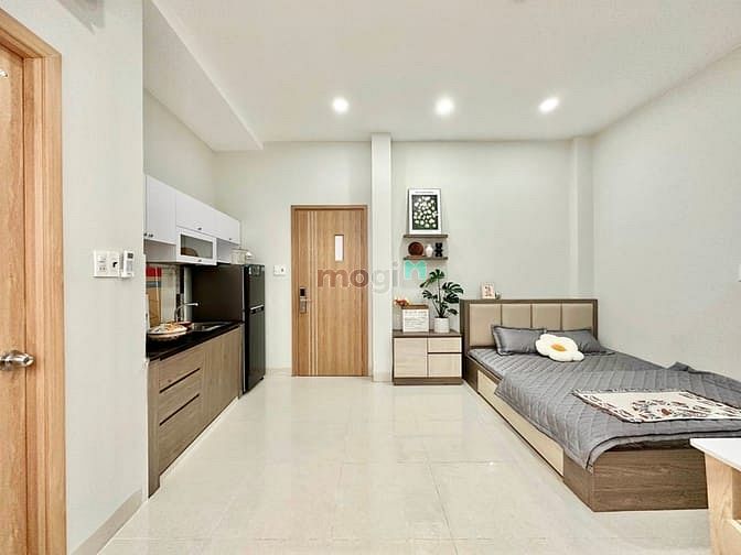 Hình ảnh Cho thuê phòng studio ban công sau - full NT gần Phan Đăng Lưu