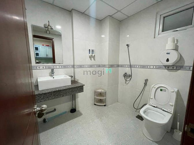 Hình ảnh Căn Hộ Tách Bếp 1PN Cửa Sổ Thoáng Tại P2 Quận Tân Bình