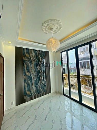 Hình ảnh Cho thuê HXH Lê Hồng Phong Q10, 3 lầu full NT