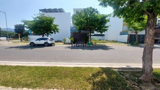 Hình ảnh Bán nền nhà phố đối diện khu Bệnh viện quốc tế Shingmark, gần chợ