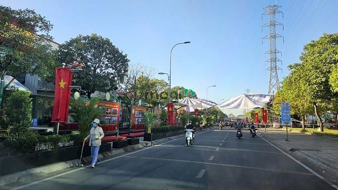 Hình ảnh Cho thuê Mt Hồ Thị Tư ( đường sách fahasha Q9 ) 40tr/tháng.