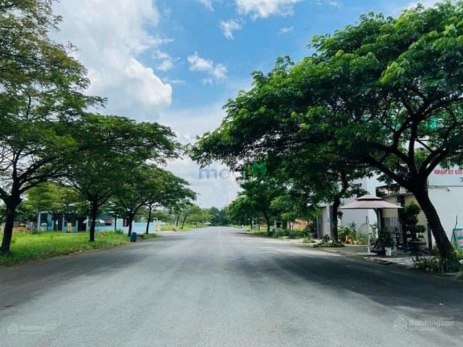 Hình ảnh Bán lô đất ngay Thung Lũng xanh TP Sân bay Long Thành. Sang sổ 900tr