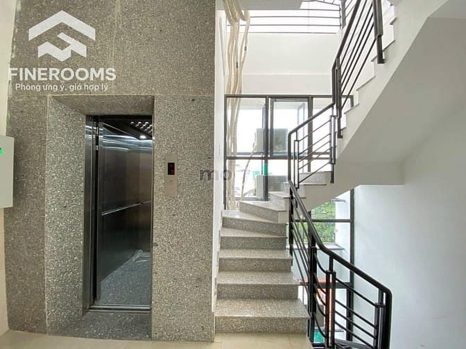 Hình ảnh Căn Hộ Ban Công Riêng Mới Xây (100%) Ngay Hoàng Hoa Thám