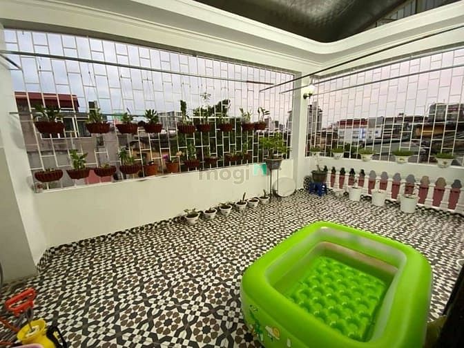 Hình ảnh Cần bán nhà ở Thái Thịnh, ngõ oto. Diện tích 40m2 x 5 tầng = 8.6 tỷ