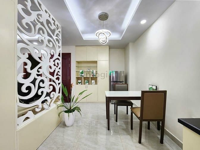 Hình ảnh Studio 2 cửa sổ đầy đủ nội thất nội khu Phú mỹ hưng gần CrescentMall