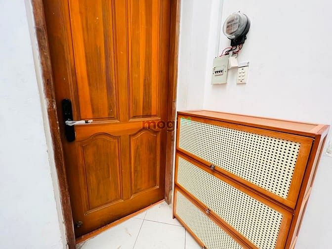 Hình ảnh Căn Hộ 1 Phòng Ngủ Ban Công, Ngay cầu Khánh Hộ, PĐB Q1