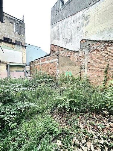 Hình ảnh Bán Lô Đất 100M2- XÔ VIẾT NGHỆ TĨNH- Gần Ngã 4 Hàng Xanh-Cách MT 3 Căn