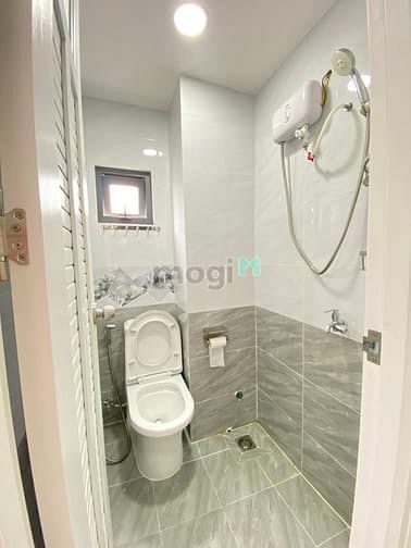 Hình ảnh CHDV Studio cửa sổ ban công nội thất canh Cv Lê Thị Riêng, Quận 10