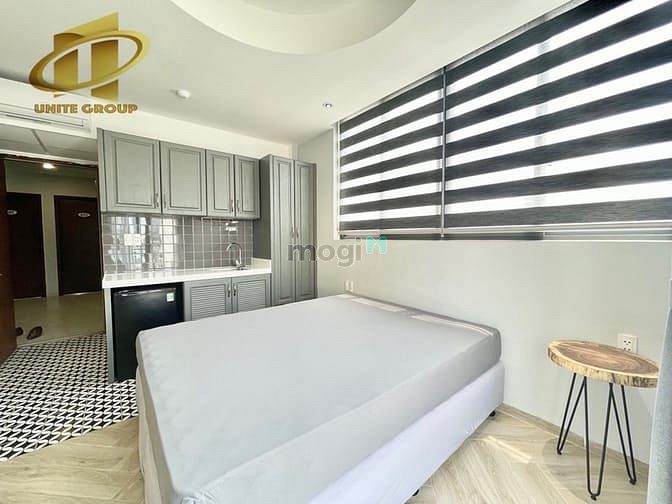 Hình ảnh Cho Thuê Căn Hộ Ban Công Full NT Cửa Sổ Lớn Sân Bay Tân Sơn Nhất