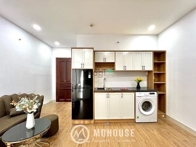 Hình ảnh Căn Hộ 1PN 50m2 Balcony Tách Bếp ngay sân bay Tân Sơn Nhất