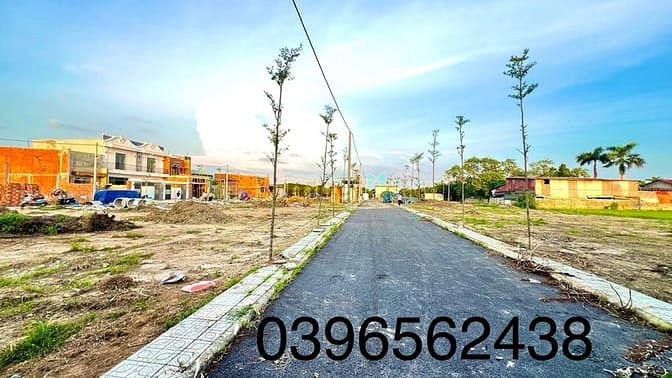 Hình ảnh cần bán lô đất giá rẻ thổ cư sổ riêng gần cầu Bạch Đằng 2