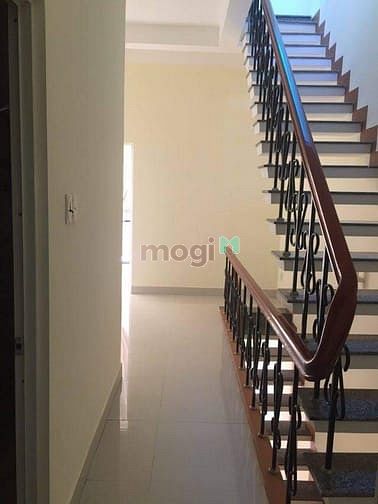 Hình ảnh Cho thuê nhà 3 tầng mặt tiền Phan Kế Bính gần chợ Đống Đa - 6,5tr/th