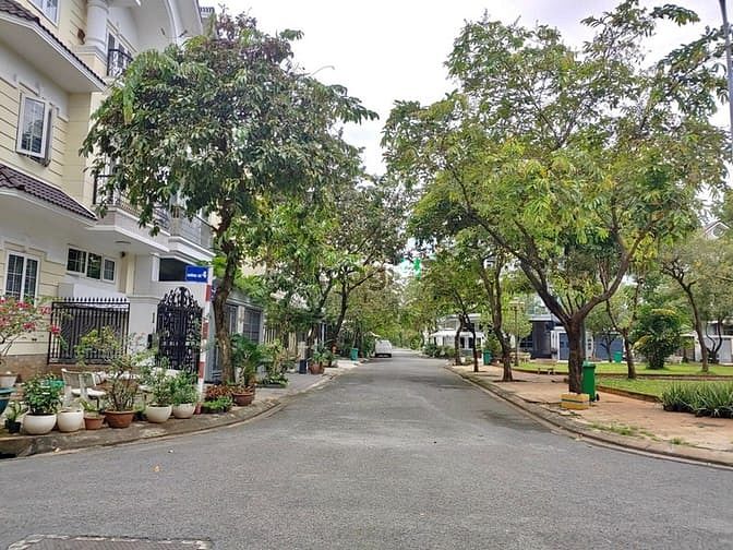 Hình ảnh Cần bán 200m2(10x20m)- thổ cư 100%, Giáp SG, QL 13 mở rộng, Vạn Phúc