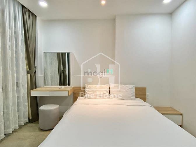 Hình ảnh Cho Thuê Căn Hộ Full Nội Thất Cửa Sổ Lớn Tách Bếp