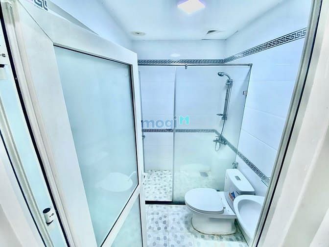 Hình ảnh Cho Thuê Căn Hộ Ban Công Full NT Ngay Vòng Xoay Lăng Cha Cả