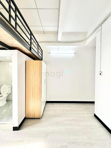 Hình ảnh Cho thuê Duplex ngay Lê Văn Huân, phường 13, Tân Bình