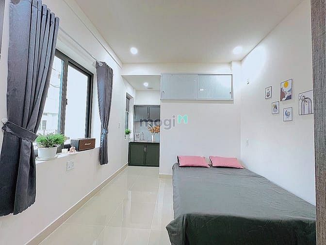 Hình ảnh Cho Thuê Căn Hộ Ban Công Full NT Ngay Vòng Xoay Lăng Cha Cả