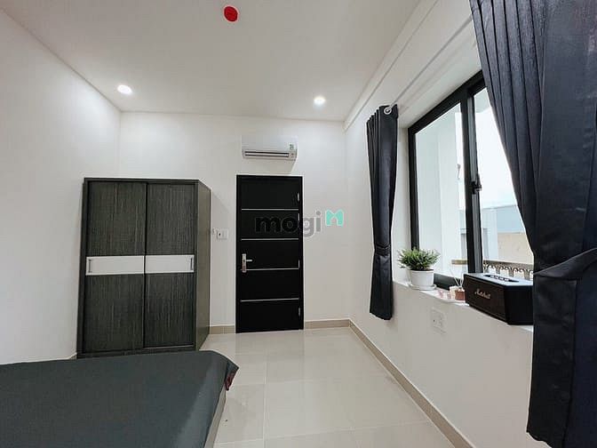 Hình ảnh Cho Thuê Căn Hộ Ban Công Full NT Ngay Vòng Xoay Lăng Cha Cả