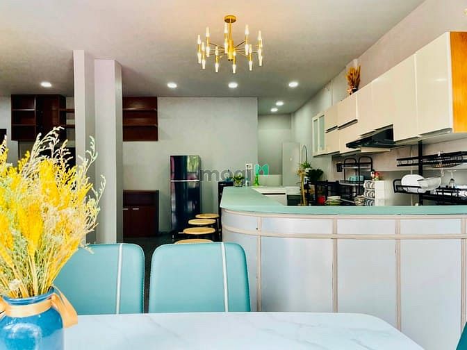 Hình ảnh Cho Thuê PENHOUSE 45m2 Cao Cấp Quận 1 - Gần Phố Bùi Viện