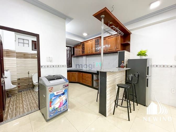 Hình ảnh Studio tách bếp, cửa sổ lớn, full nt, ngay Nguyên  Thị Thập, Quận 7