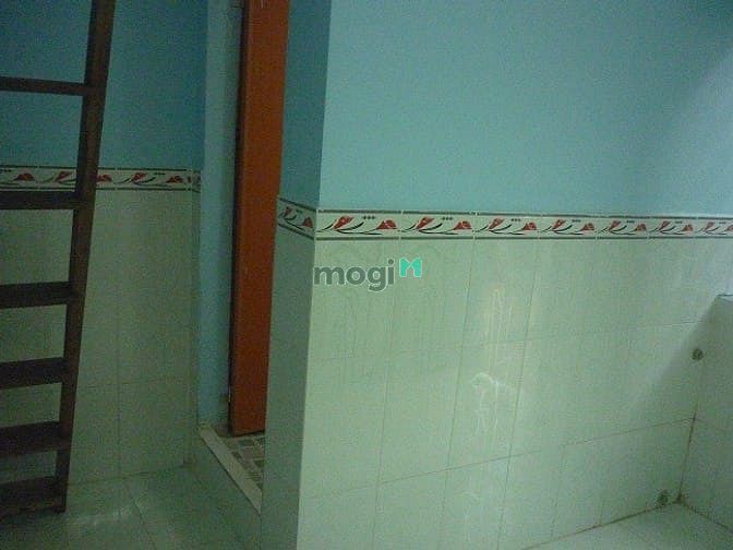 Hình ảnh Phòng máy lạnh + Lối đi riêng + Giờ tự do _ Quận 5