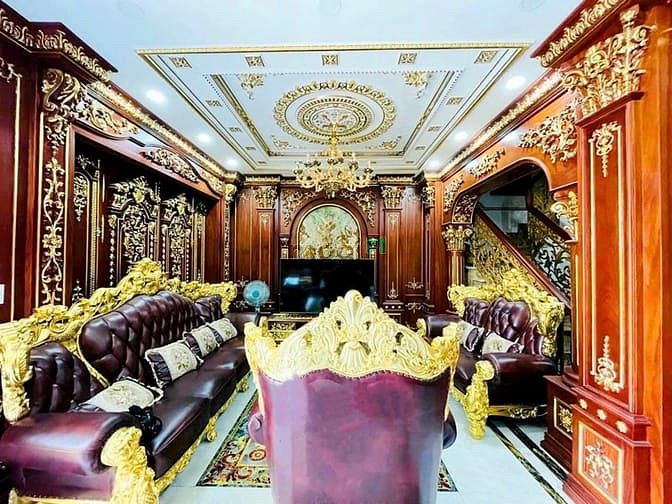 Hình ảnh Bán biệt thị dát vàng ốp gỗ đỏ Gò Vấp