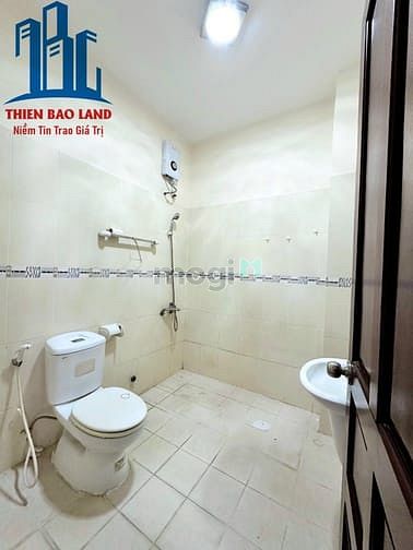 Hình ảnh Căn Hộ 1PN tách bếp bonus thêm SÂN SAU Q7 kế bên RMIT