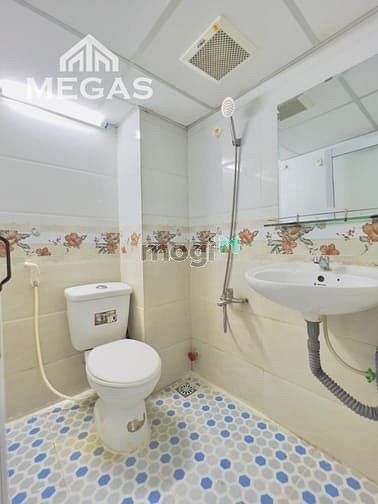 Hình ảnh Phòng trọ MÁY LẠNH và có THANG MÁY ở Bình Trị Đông giá ƯU ĐÃI