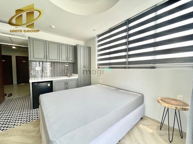 Hình ảnh Cho Thuê Căn Hộ Ban Công Full NT Khu Sân Bay Quận Tân Bình