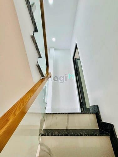Hình ảnh Lên Sóng Căn Đẹp Phan Văn Hân p17 Bình Thạnh ,SHR,Giá 2 tỷ 650,80m2