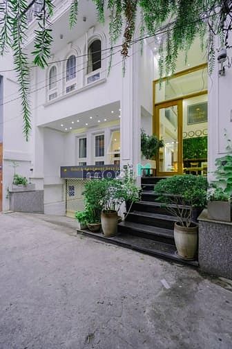 Hình ảnh Cho Thuê Căn Hộ Ban Công Full NT Khu Sân Bay Quận Tân Bình