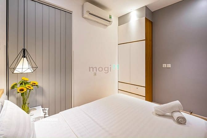Hình ảnh Căn Hộ Ban Công Full Nội Thất Cửa Sổ Lớn Tách Bếp Khu Sân Bay