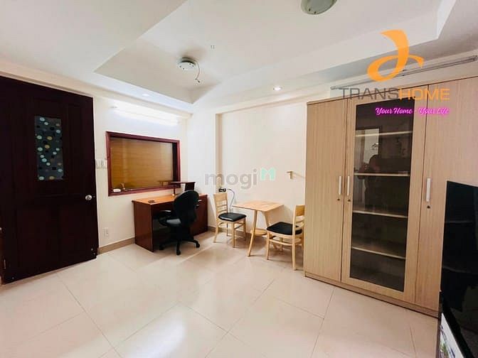 Hình ảnh Căn Hộ Ban Công Full Nội Thất Cửa Sổ Lớn Tách Bếp Khu Sân Bay