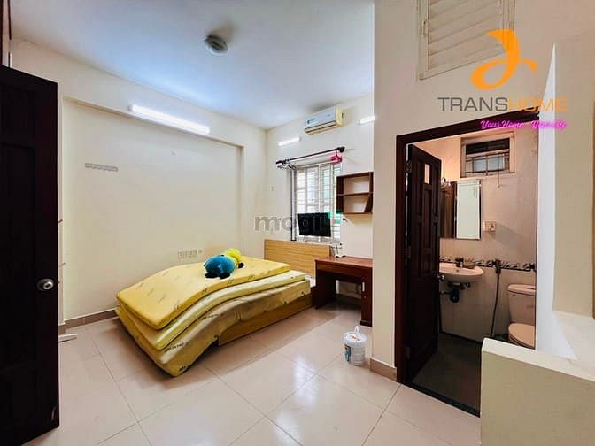 Hình ảnh Căn Hộ Ban Công Full Nội Thất Cửa Sổ Lớn Tách Bếp Khu Sân Bay