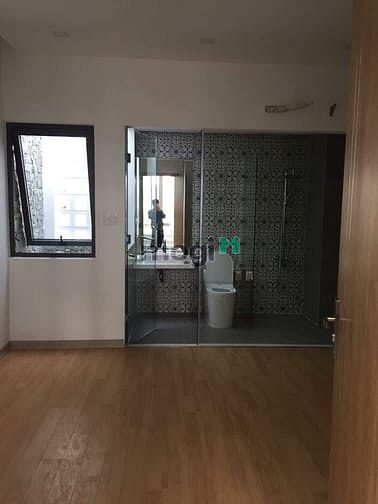 Hình ảnh Cho thuê nhà 3 tầng mặt tiền đường Hoàng Tích Trí, gần Đống Đa