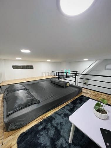Hình ảnh Cho Thuê Căn Hộ Duplex Full Nội Thất Cửa Sổ Lớn Tách Bếp Etown