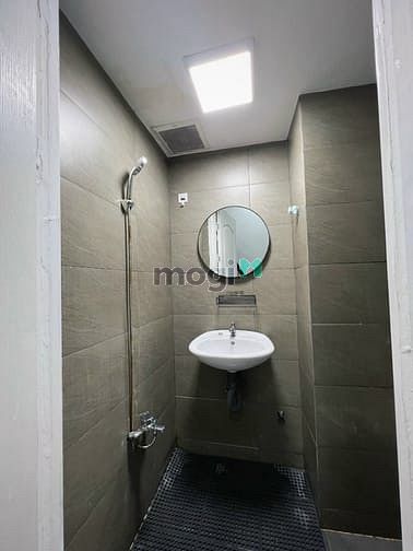 Hình ảnh Cho Thuê Căn Hộ Duplex Full Nội Thất Cửa Sổ Lớn Tách Bếp Etown