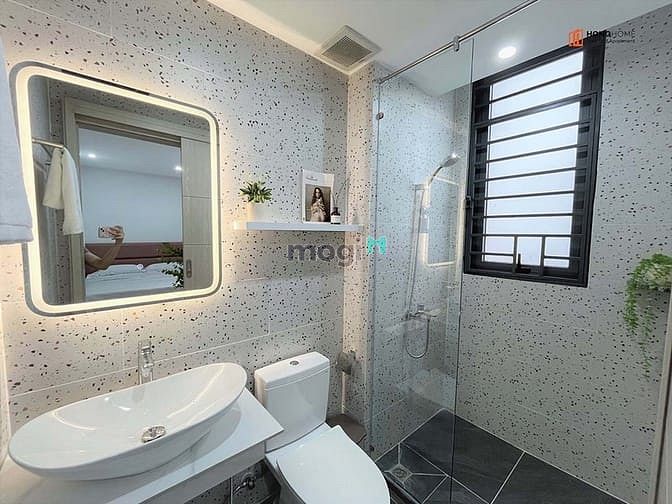 Hình ảnh Căn Hộ Ban Công Full Nội Thất Cửa Sổ Lớn Tách Bếp Ngay Sân Bay