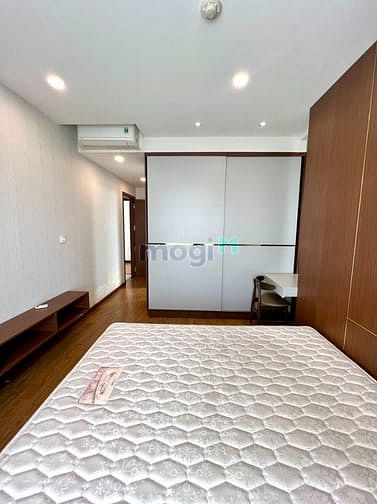 Hình ảnh Căn Hộ 3PN, 2WC, 105m2, Nội Thất Đầy Đủ, Chỉ 24.5Tr Sunrise city