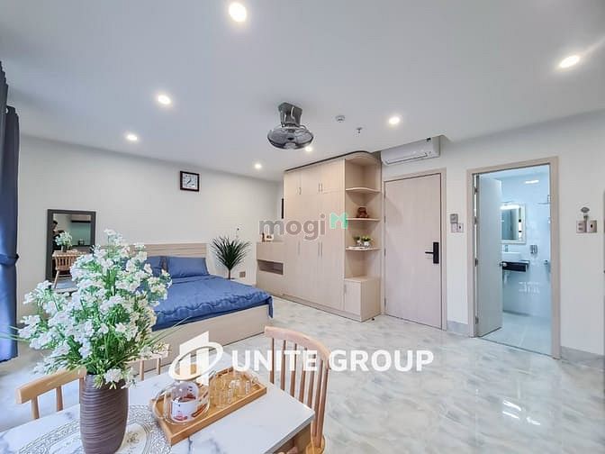 Hình ảnh Cho Thuê Căn Hộ Ban Công Full NT Khu Sân Bay Quận Tân Bình