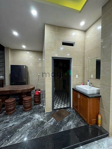 Hình ảnh THU NHẬP 75TR-BÁN TOÀ NHÀ CHDV 8P MASTER, p. cát lái ,q2, tp. thủ đức