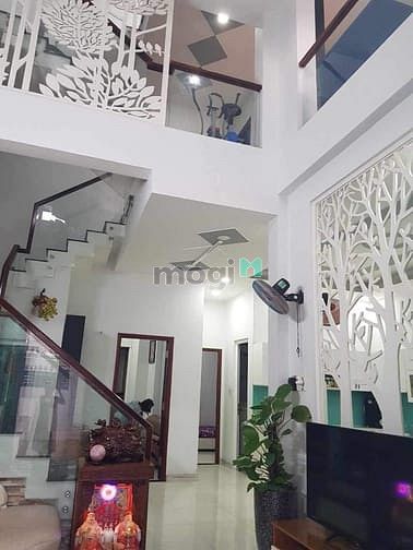 Hình ảnh Siêu phẩm An Lạc Bình Tân 3 tầng 130m2 hẻm xe hơi thông
