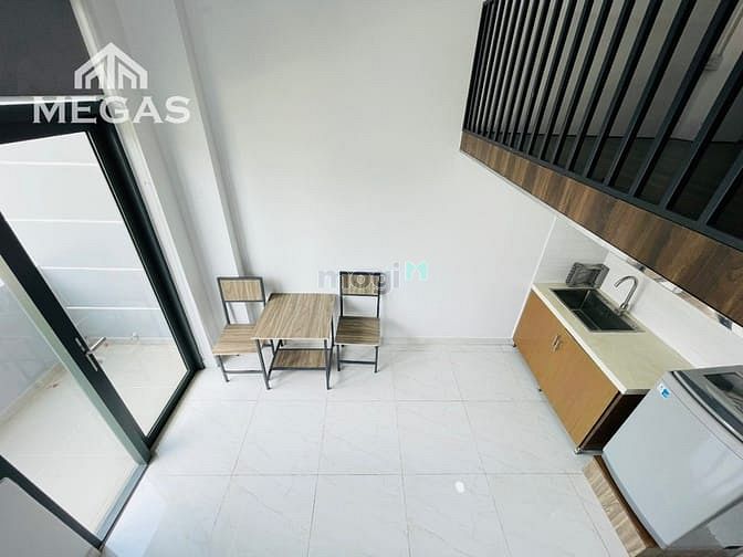 Hình ảnh 🏠 Phòng có Gác và Đầy đủ nội thất có MÁY GIẶT RIÊNG ở LÝ CHIÊU HOÀNG